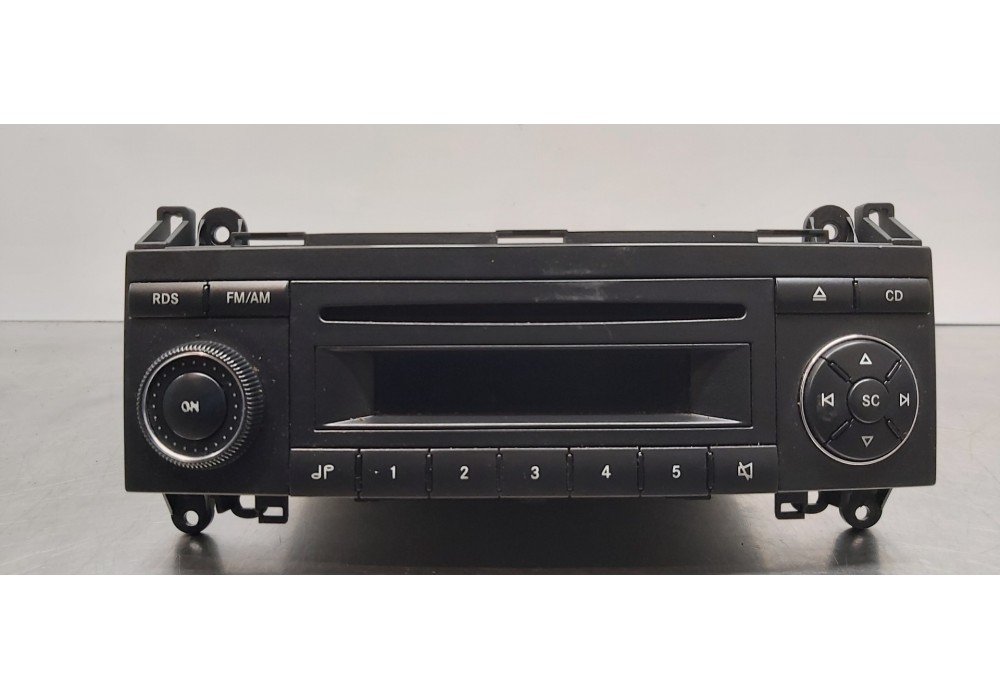 Recambio de sistema audio / radio cd para mercedes clase a (w169) a 200 cdi a-edition referencia OEM IAM A1698200786  