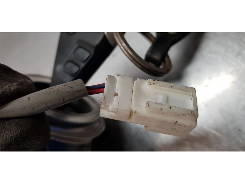 Recambio de antirrobo para subaru legacy familiar/outback b13 (bp) 2.0 d outback classic referencia OEM IAM 88215AG000   Recambio de antirrobo para subaru legacy familiar/outback b13 (bp) 2.0 d outback classic referencia OEM IAM 88215AG000