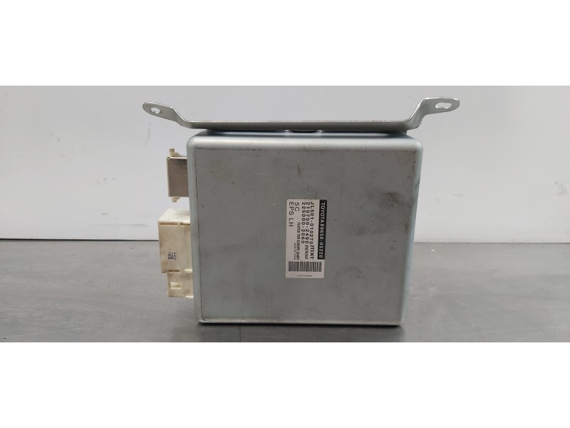 Recambio de modulo electronico para toyota avensis touring sports executive referencia OEM IAM 8965005220  