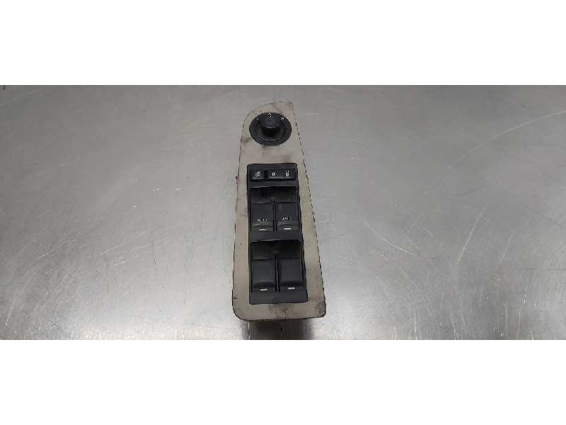 Recambio de mando elevalunas delantero izquierdo para chrysler 300 c touring 3.0 crd referencia OEM IAM 04602781AA  