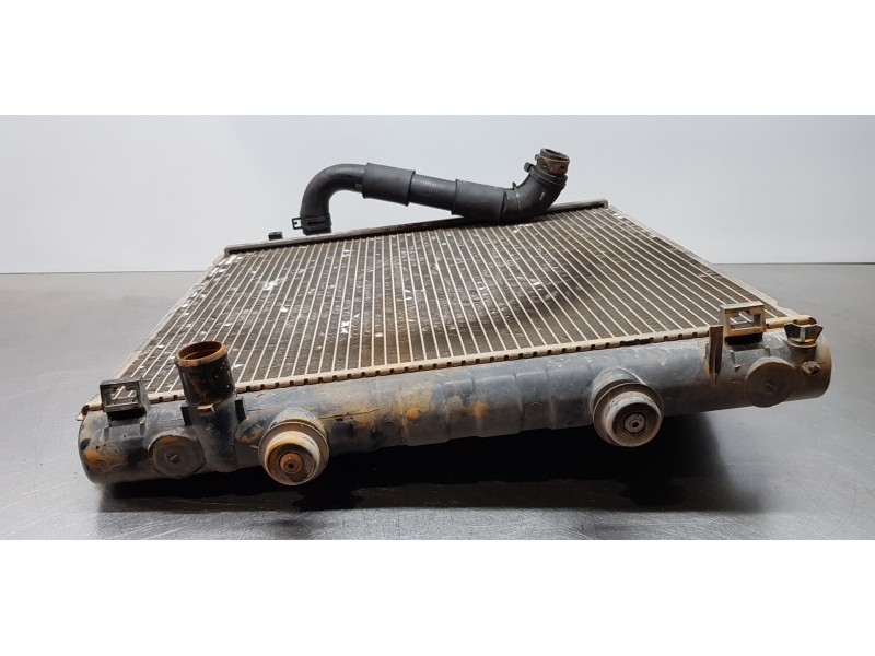 Recambio de radiador agua para hyundai terracan (hp) 2.9 crdi gl referencia OEM IAM S25310H1920  