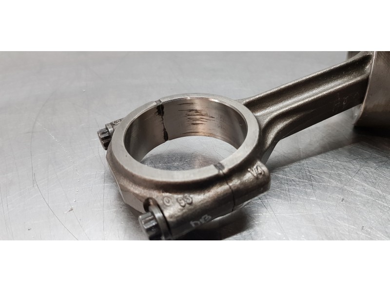 Recambio de piston para volkswagen tiguan edition bmt referencia OEM IAM 04L107065AM001 04L105401A 