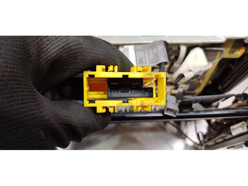 Recambio de juego asientos completo para bmw serie 1 berlina (e81/e87) 116d referencia OEM IAM 52107139031 52106982919 