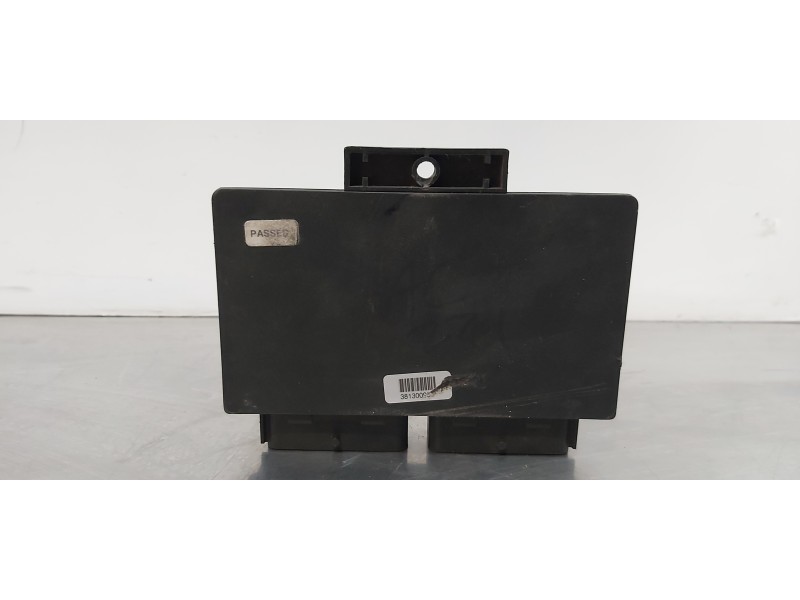 Recambio de modulo electronico para toyota avensis touring sports executive referencia OEM IAM 67R010335  