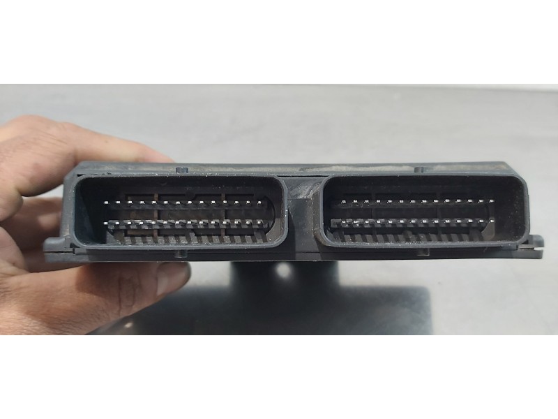 Recambio de modulo electronico para toyota avensis touring sports executive referencia OEM IAM 67R010335  