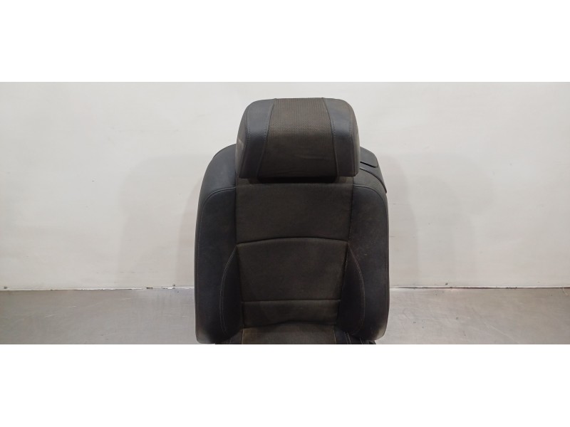 Recambio de juego asientos completo para bmw serie 1 berlina (e81/e87) 116d referencia OEM IAM 52107139031 52106982919 