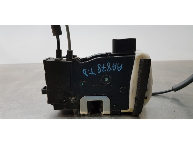 Recambio de cerradura puerta trasera derecha para hyundai ix35 style awd referencia OEM IAM 814202Y010   Recambio de cerradura puerta trasera derecha para hyundai ix35 style awd referencia OEM IAM 814202Y010