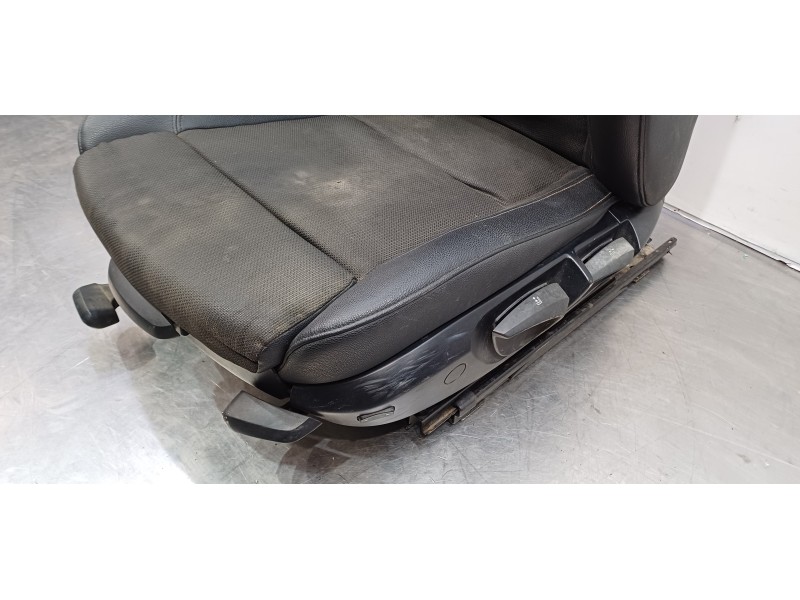 Recambio de juego asientos completo para bmw serie 1 berlina (e81/e87) 116d referencia OEM IAM 52107139031 52106982919 