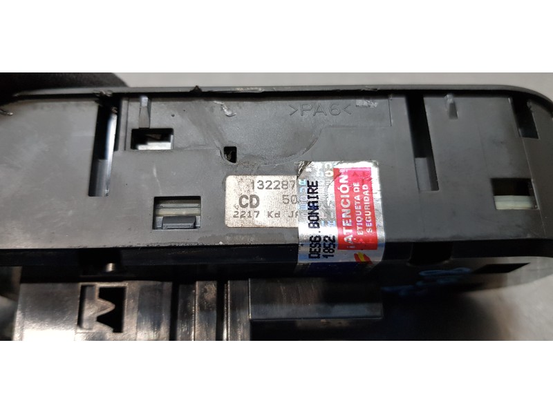 Recambio de mando elevalunas delantero izquierdo para opel astra h berlina enjoy referencia OEM IAM 13228706  