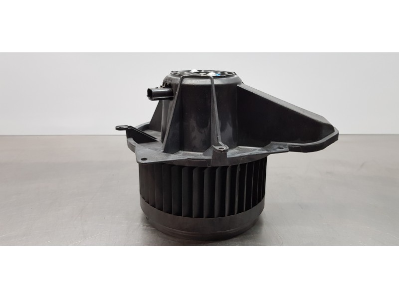 Recambio de motor calefaccion para chrysler 300 c touring 3.0 crd referencia OEM IAM 5061091AB  