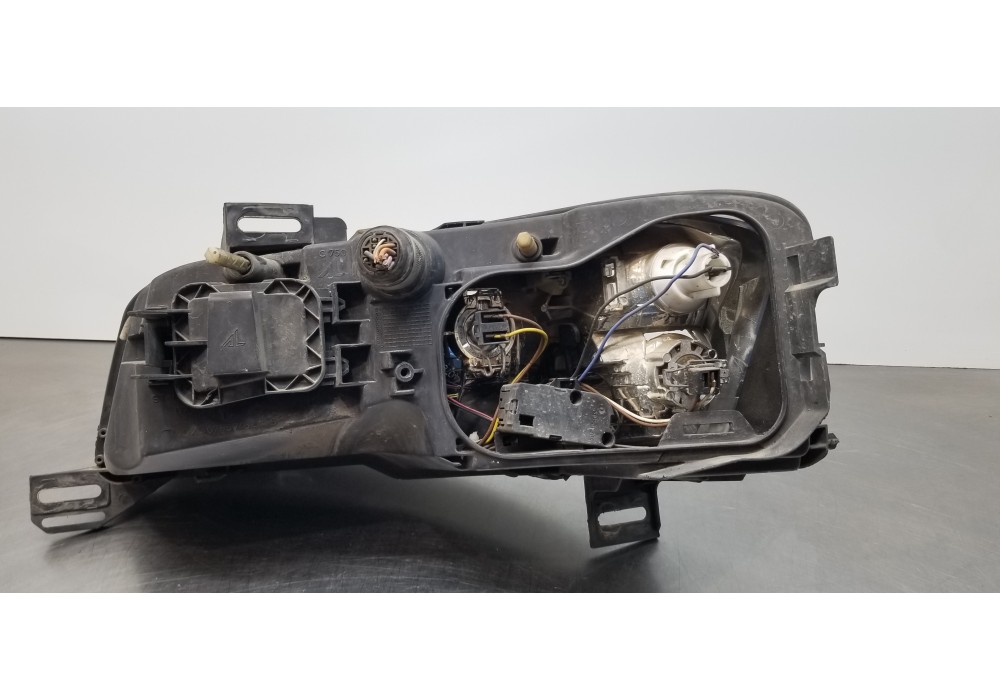 Recambio de faro derecho para fiat stilo (192) 1.9 jtd / 1.9 jtd 115 active referencia OEM IAM 46780792  