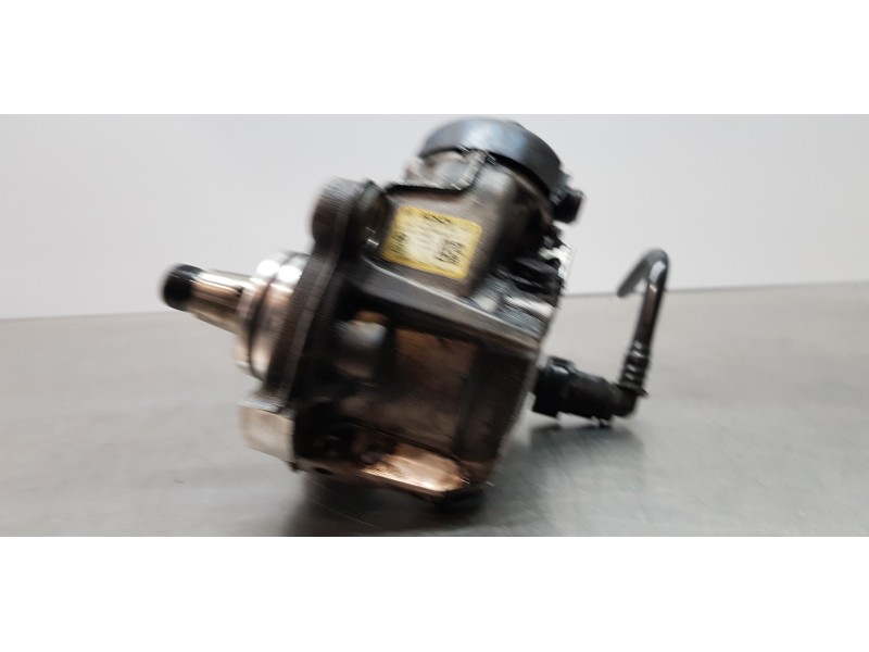 Recambio de bomba inyeccion para hyundai tucson style 4wd referencia OEM IAM 331002F600 0445010598 