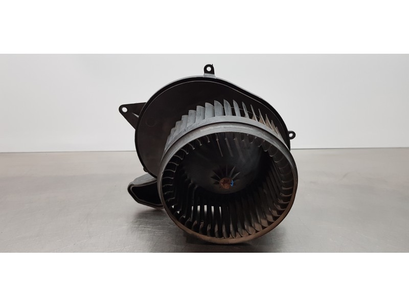 Recambio de motor calefaccion para chrysler 300 c touring 3.0 crd referencia OEM IAM 5061091AB  