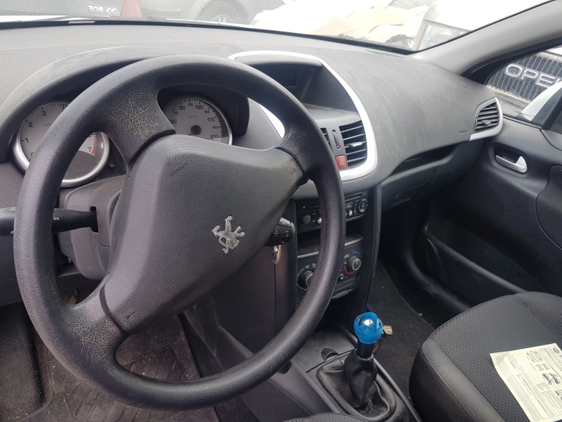 peugeot 207 del año 2011 peugeot 207 del año 2011