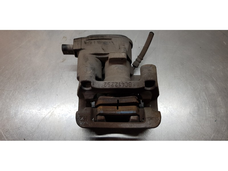 Recambio de pinza freno trasera derecha para hyundai tucson klass 2wd referencia OEM IAM 58230D7710  