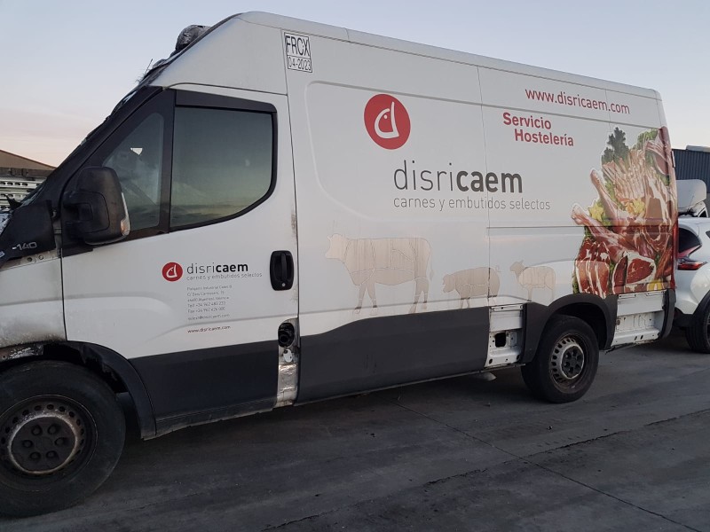 iveco daily caja cerrada del año 2017