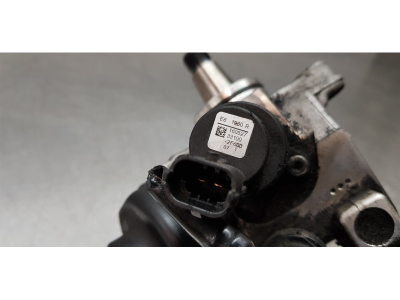 Recambio de bomba inyeccion para hyundai tucson style 4wd referencia OEM IAM 331002F600 0445010598 