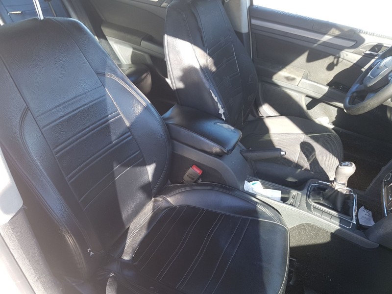 skoda superb combi (3t5) del año 2009