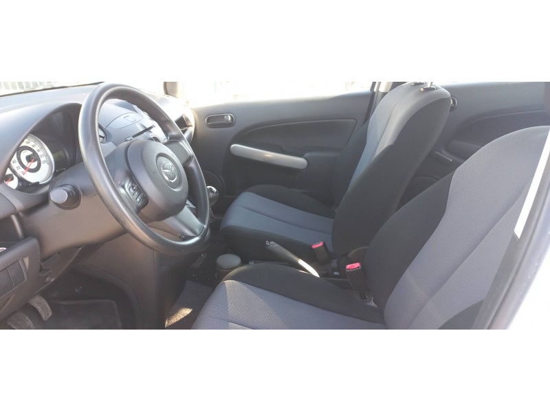 mazda 2 lim. (de) del año 2008
