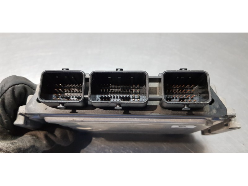 Recambio de centralita motor uce para peugeot 307 cc (s2) básico referencia OEM IAM 9662307480  