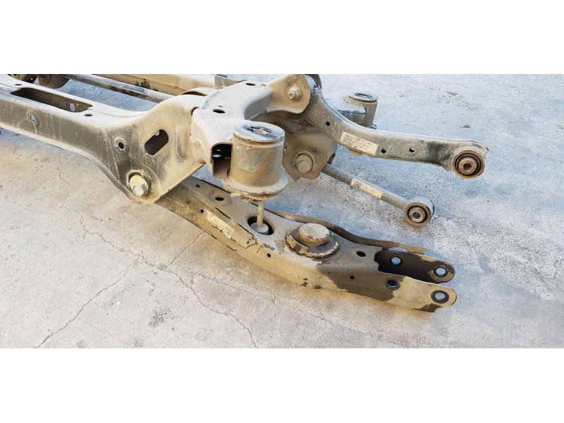 Recambio de puente trasero para hyundai tucson klass 2wd referencia OEM IAM 55405D7500  