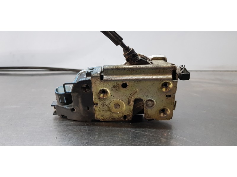 Recambio de cerradura puerta delantera derecha para peugeot 307 cc (s2) básico referencia OEM IAM 9136Q2   Recambio de cerradura puerta delantera derecha para peugeot 307 cc (s2) básico referencia OEM IAM 9136Q2