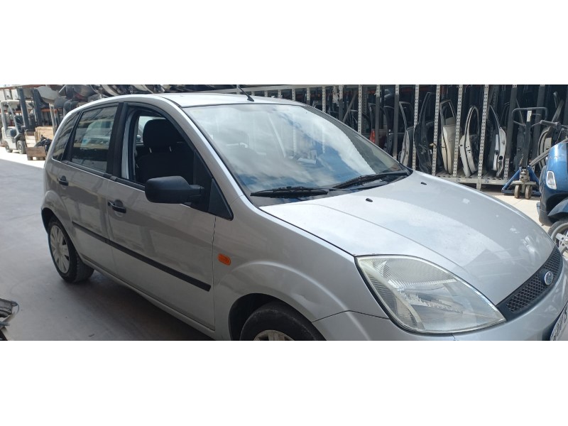 ford fiesta (cbk) del año 2002