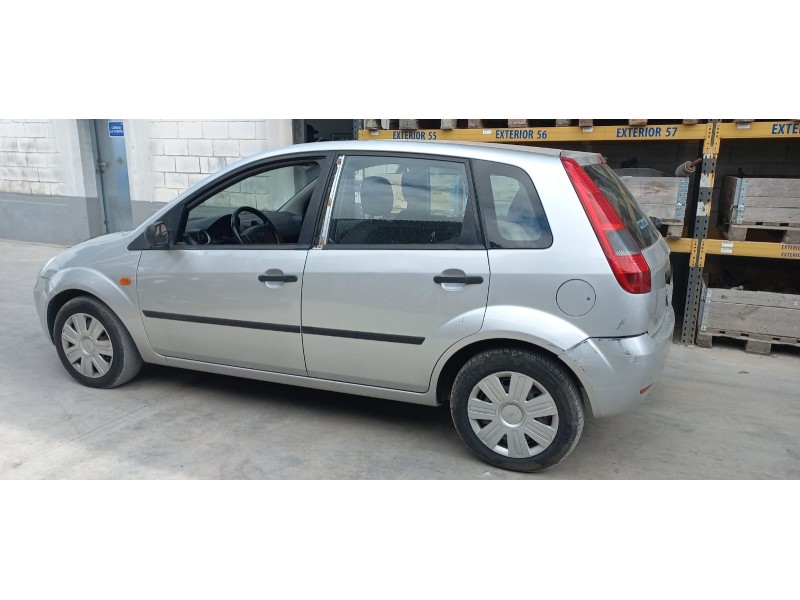 ford fiesta (cbk) del año 2002