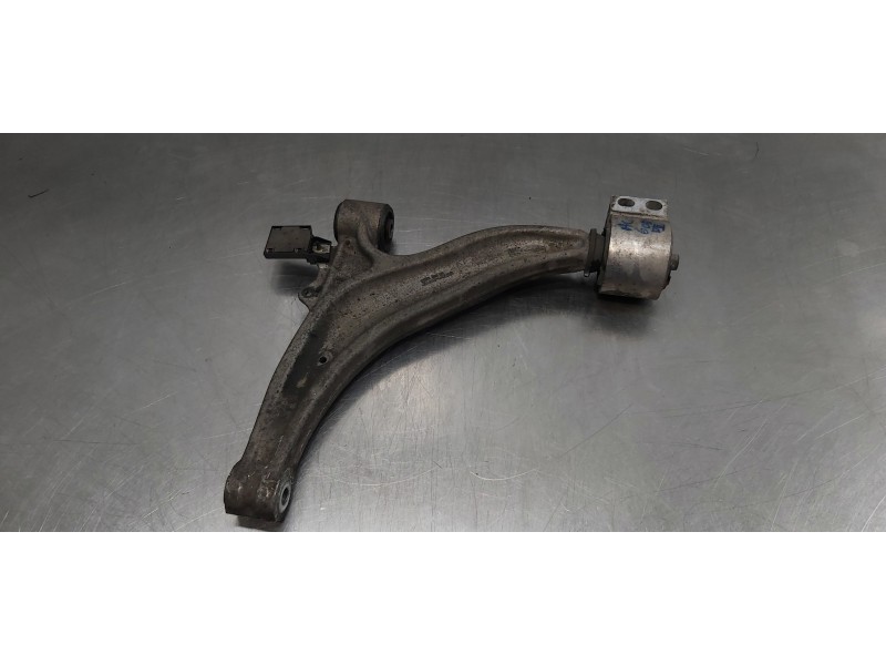 Recambio de brazo suspension inferior delantero izquierdo para opel astra j gtc sportive referencia OEM IAM 13371818   Recambio de brazo suspension inferior delantero izquierdo para opel astra j gtc sportive referencia OEM IAM 13371818