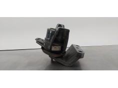 Recambio de soporte motor derecho para hyundai tucson klass 2wd referencia OEM IAM 21810D3200  