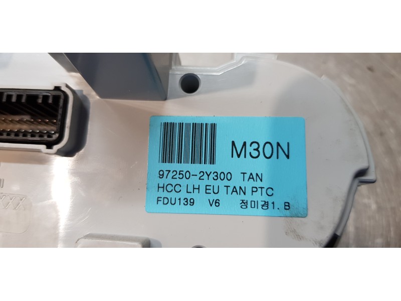 Recambio de mando climatizador para hyundai ix35 style awd referencia OEM IAM 972502Y300   Recambio de mando climatizador para hyundai ix35 style awd referencia OEM IAM 972502Y300
