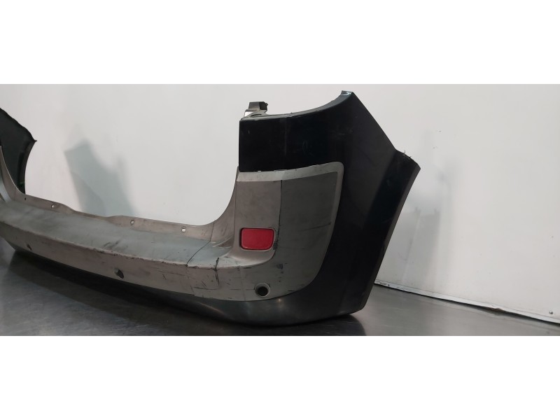 Recambio de paragolpes trasero para renault scenic ii confort dynamique referencia OEM IAM 7701474785  
