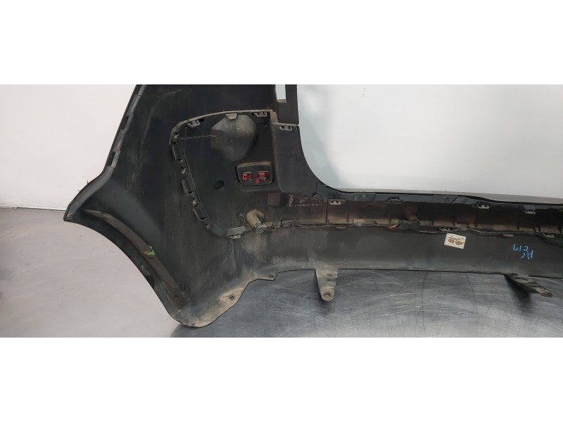 Recambio de paragolpes trasero para renault scenic ii confort dynamique referencia OEM IAM 7701474785  