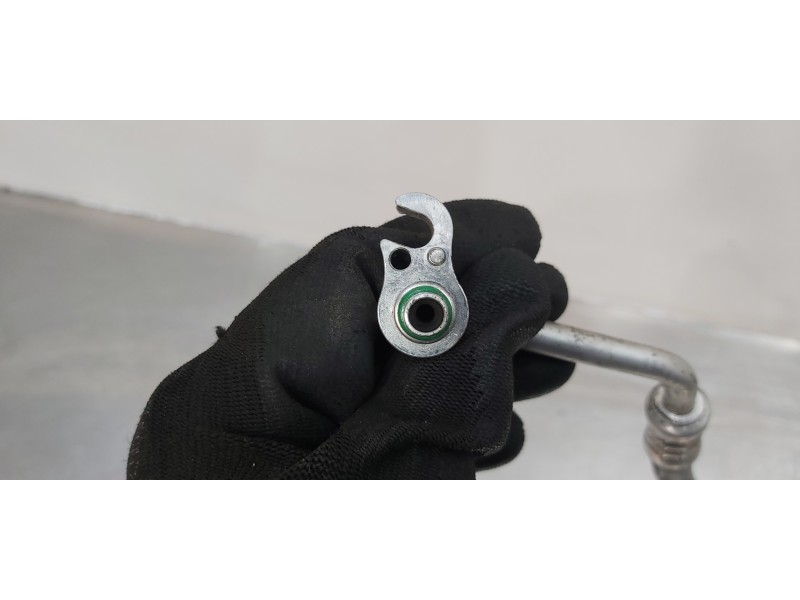 Recambio de tubos aire acondicionado para hyundai tucson klass 2wd referencia OEM IAM 97775D7280  