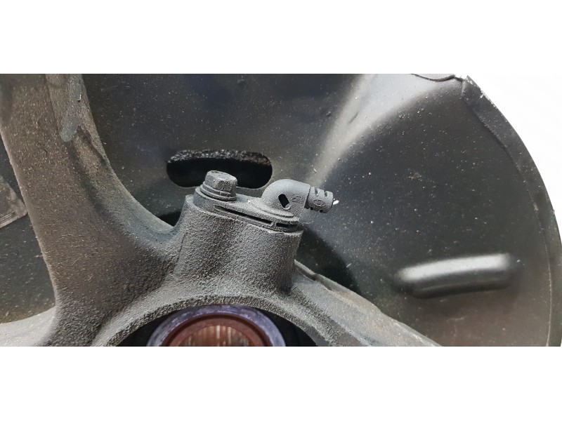 Recambio de mangueta delantera izquierda para hyundai ix35 style awd referencia OEM IAM 517152S000  