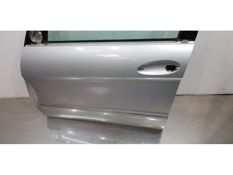 Recambio de puerta delantera izquierda para mercedes clase b (w245) 200 cdi (245.208) referencia OEM IAM    Recambio de puerta delantera izquierda para mercedes clase b (w245) 200 cdi (245.208) referencia OEM IAM