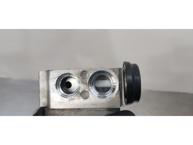 Recambio de tubos aire acondicionado para hyundai tucson klass 2wd referencia OEM IAM 97775D7280  