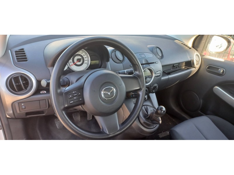 mazda 2 lim. (de) del año 2008