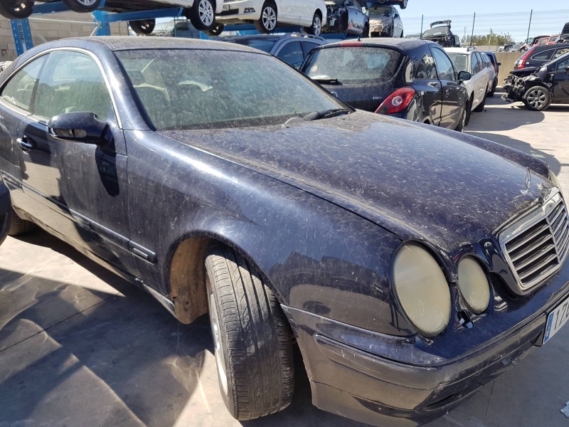 mercedes clase clk (w208) coupe del año 2001