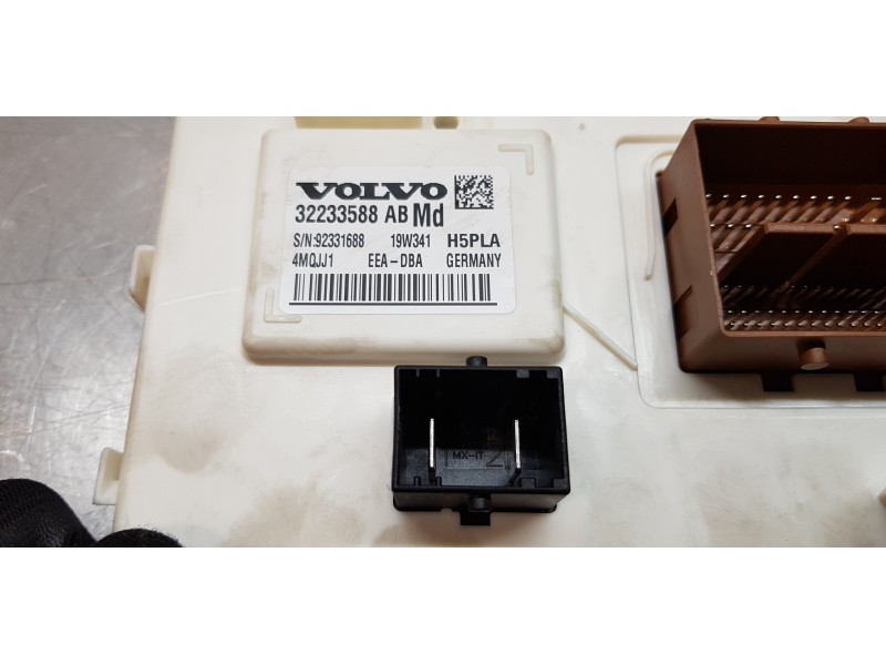 Recambio de modulo confort para volvo xc60 inscription awd referencia OEM IAM 32233588  