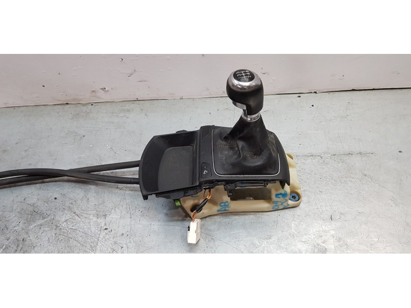 Recambio de palanca cambio para hyundai i30 (gd) classic referencia OEM IAM 43700A5600RY  