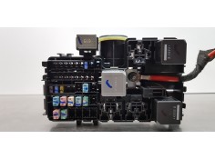 Recambio de caja reles / fusibles para volvo xc60 inscription awd referencia OEM IAM 31384034  