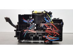 Recambio de caja reles / fusibles para volvo xc60 inscription awd referencia OEM IAM 31384034   2