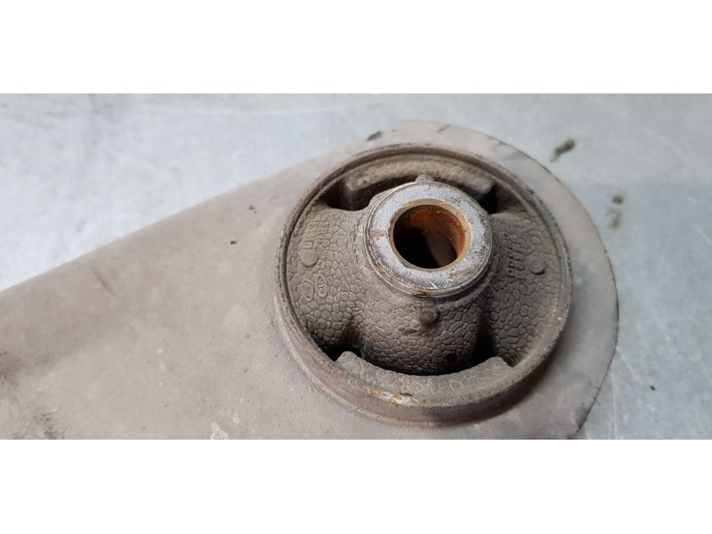 Recambio de brazo suspension inferior delantero izquierdo para hyundai i20 classic referencia OEM IAM 54500C8000  