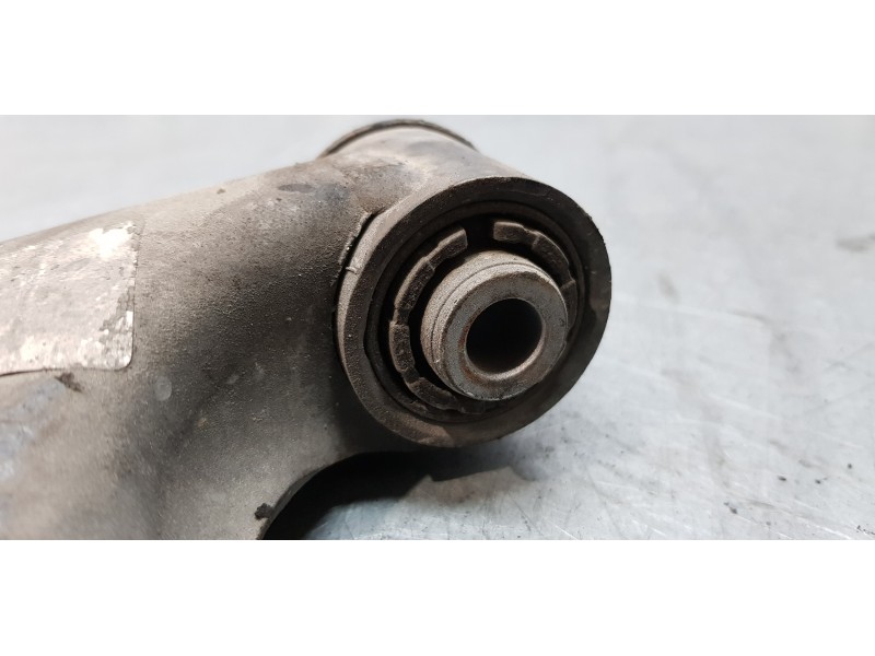 Recambio de brazo suspension inferior delantero izquierdo para hyundai i20 classic referencia OEM IAM 54500C8000  