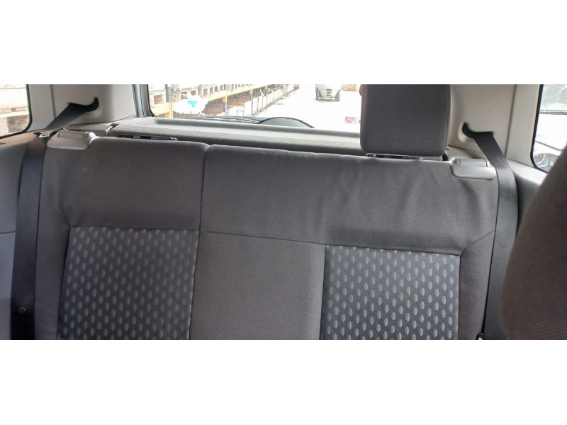 ford fiesta (cbk) del año 2002