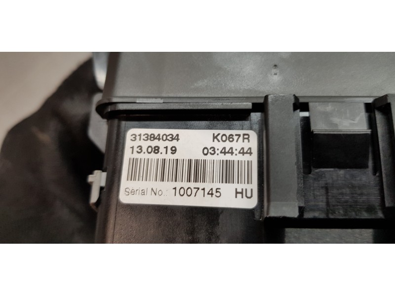 Recambio de caja reles / fusibles para volvo xc60 inscription awd referencia OEM IAM 31384034  