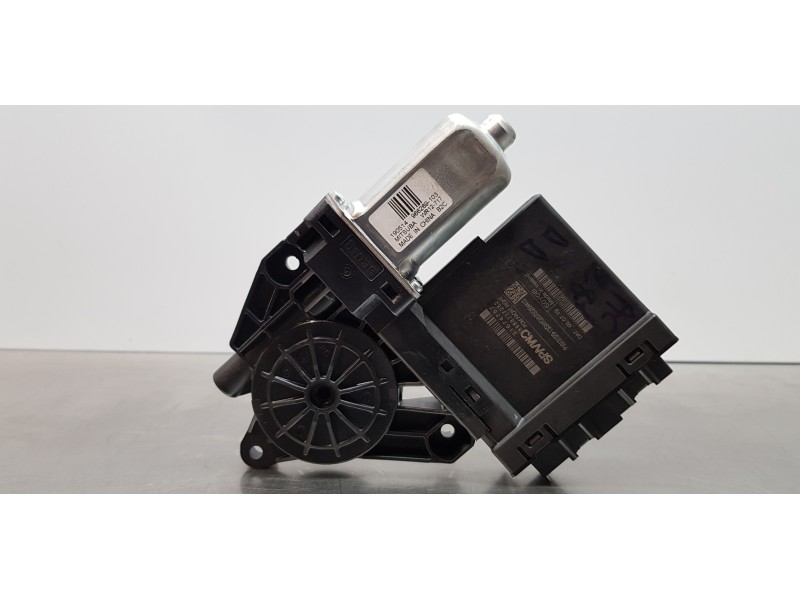 Recambio de motor elevalunas delantero derecho para volvo xc60 inscription awd referencia OEM IAM 31674757  