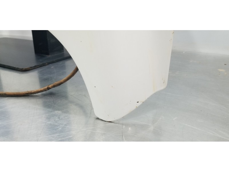 Recambio de capot para peugeot 308 sw confort referencia OEM IAM 7901P6  