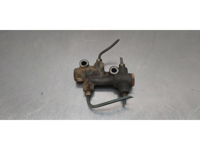 Recambio de repartidor de freno para opel monterey ltd referencia OEM IAM   